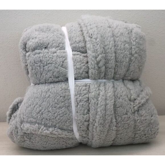 Pottery Barn Teen Sz XS/S Gray Recycled Cozy Sherpa Robe - Picture 2 of 6